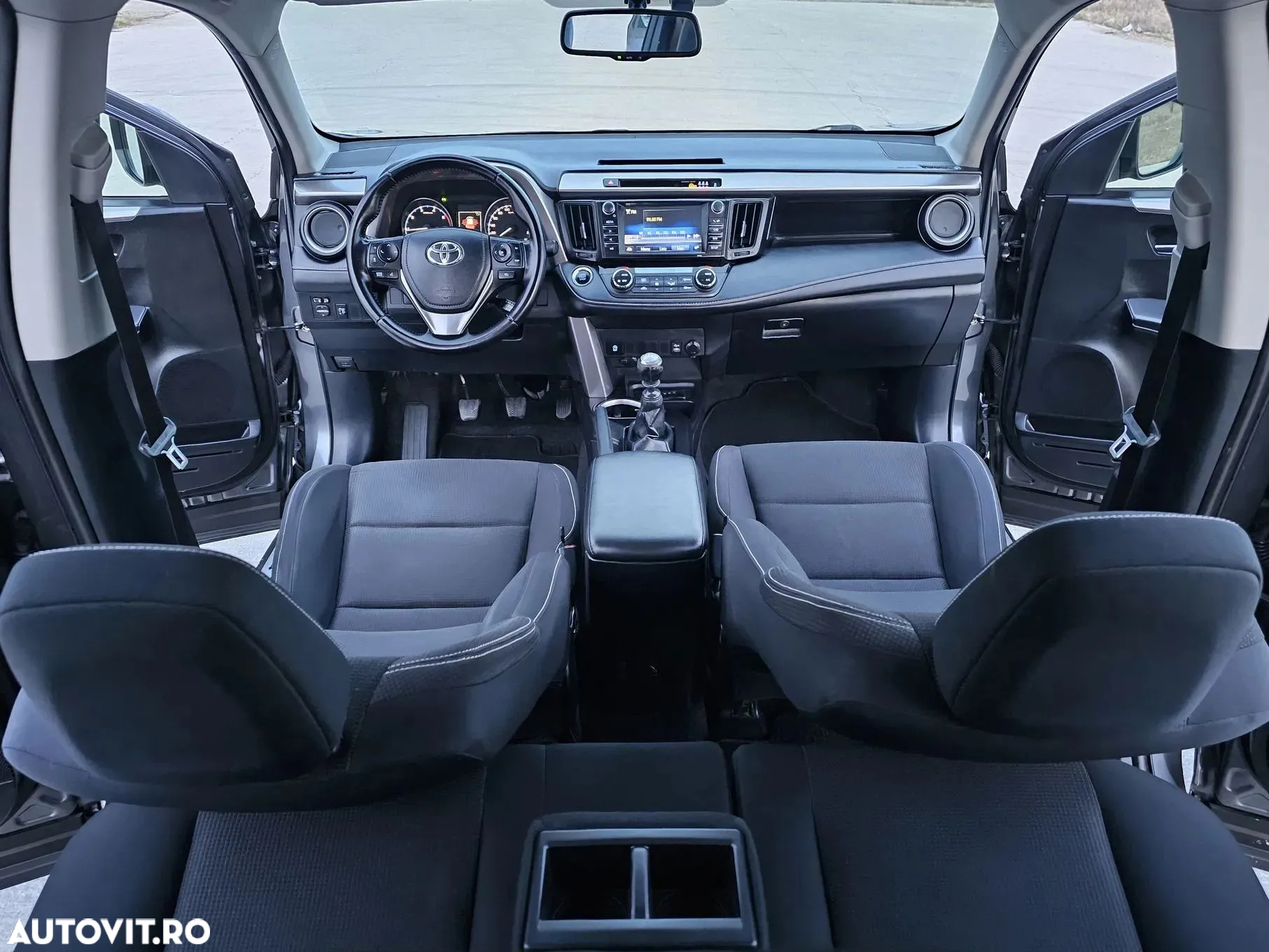 Toyota RAV4 - 5