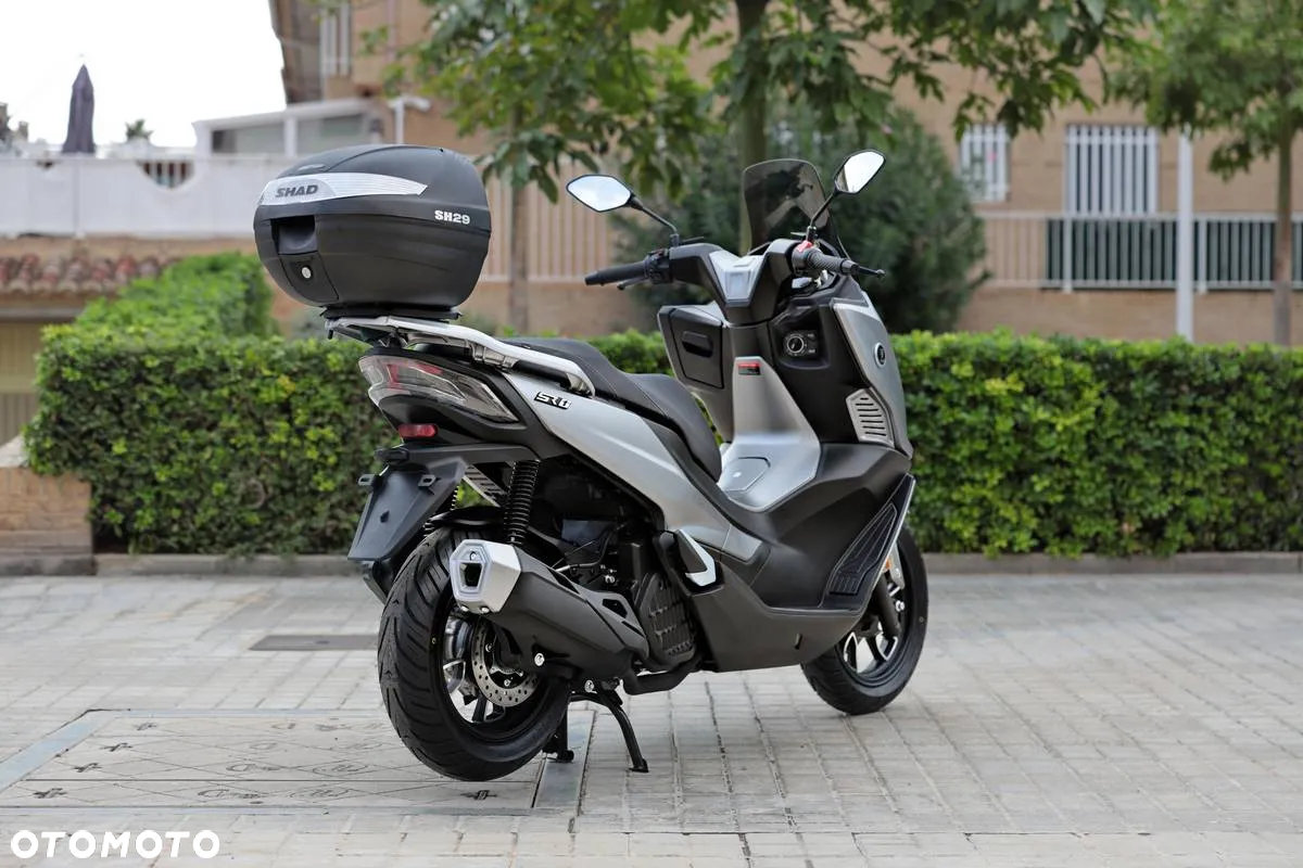 VOGE SR1 - 11