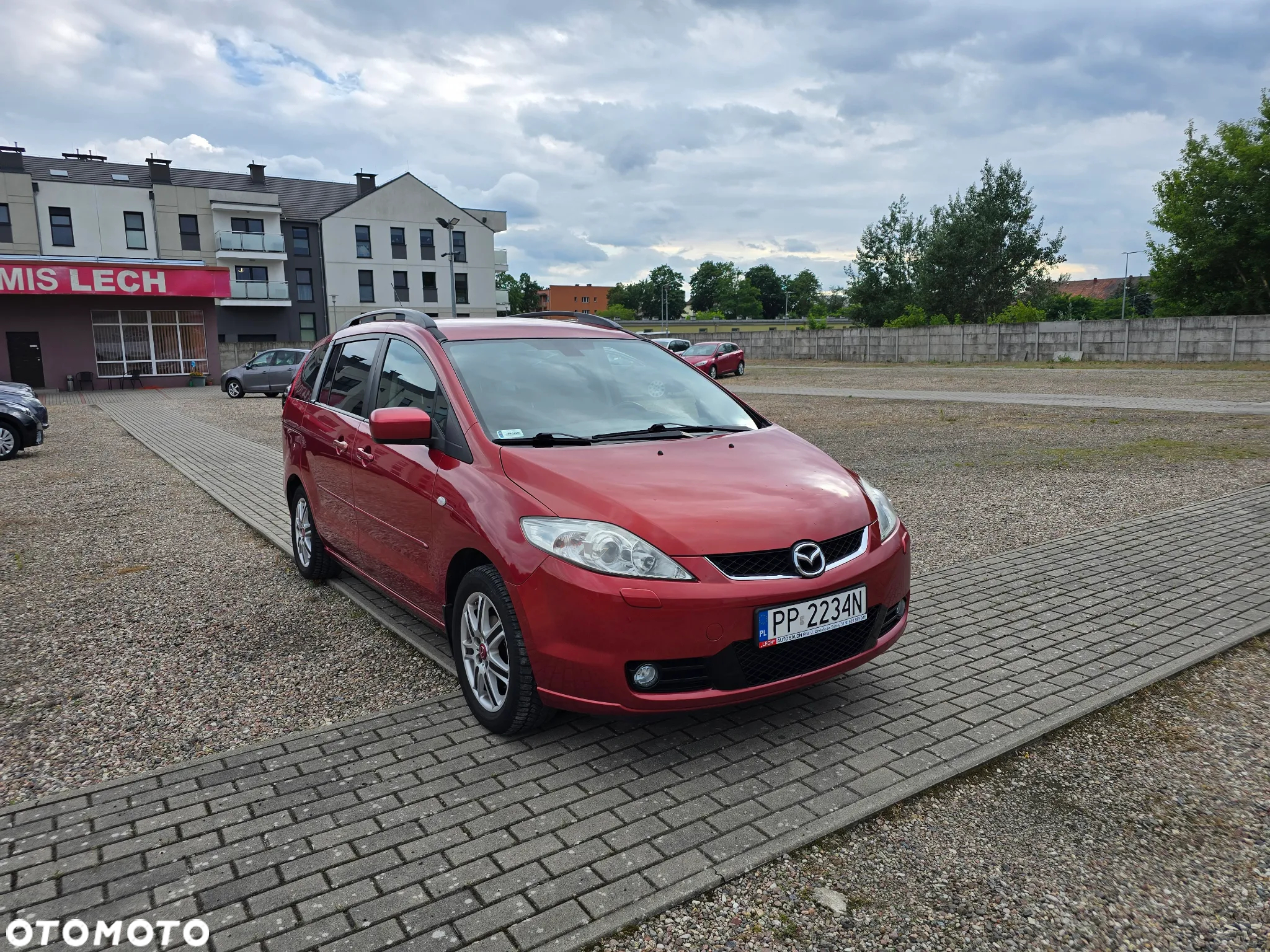 Mazda 5 2.0 Exclusive + - 3