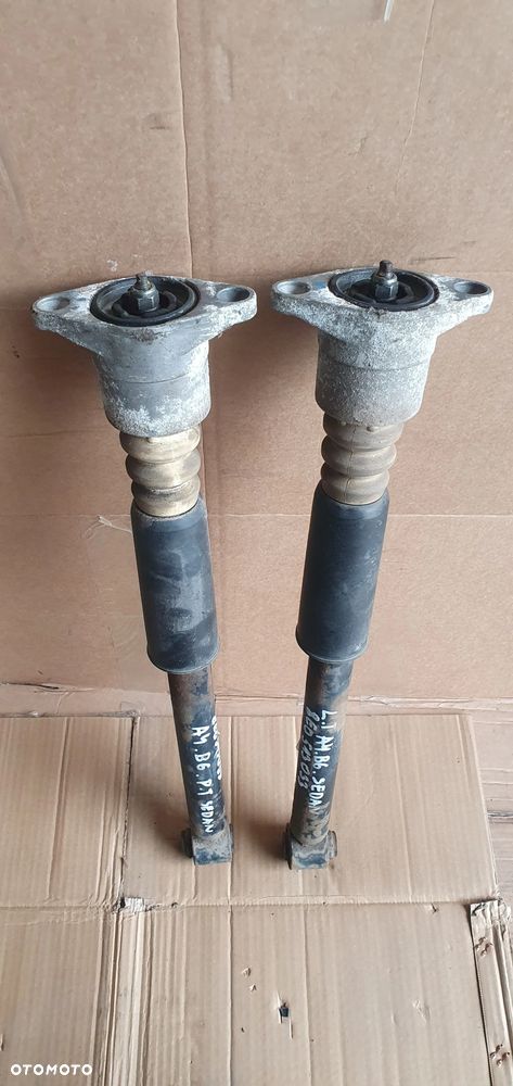 Amortyzator tył tylny prawy lewy Audi A4 B6 Sedan 8E0513033 - 2