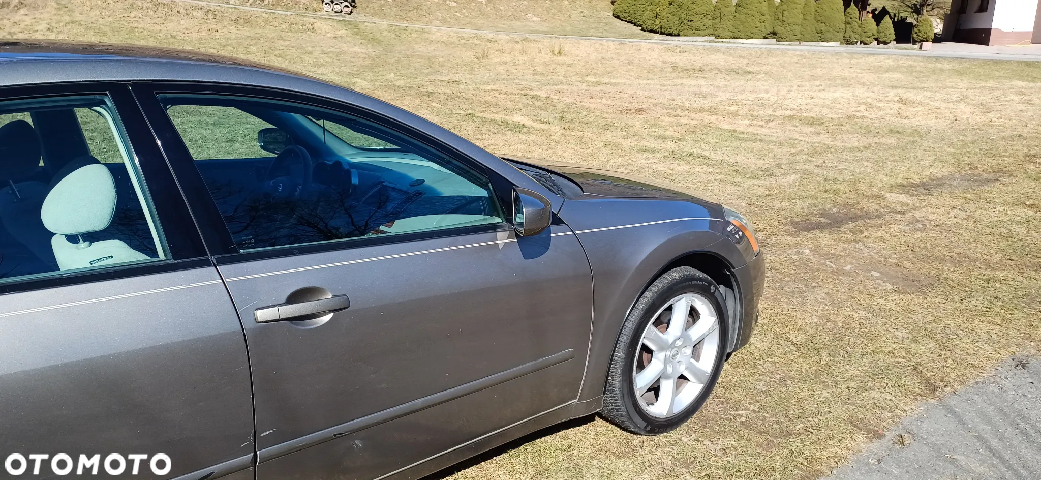 Nissan Maxima 3.5 SE - 4