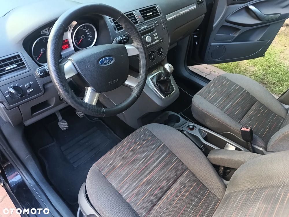 Ford C-MAX - 13