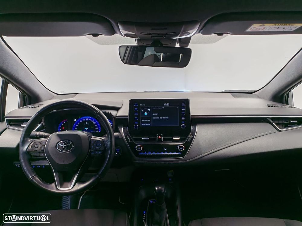 Toyota Corolla Touring Sports - 8