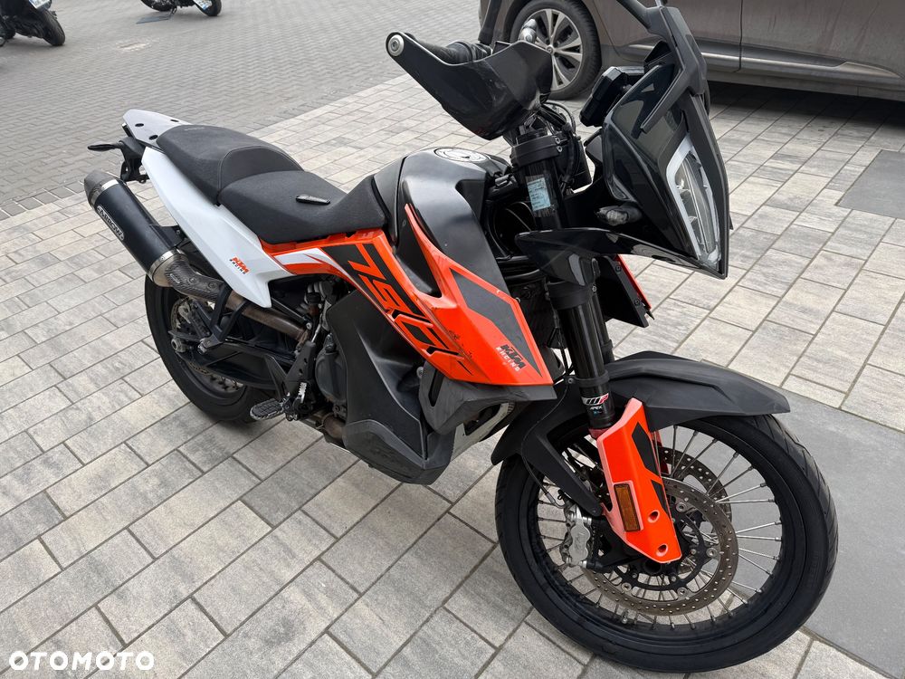 KTM Adventure - 6