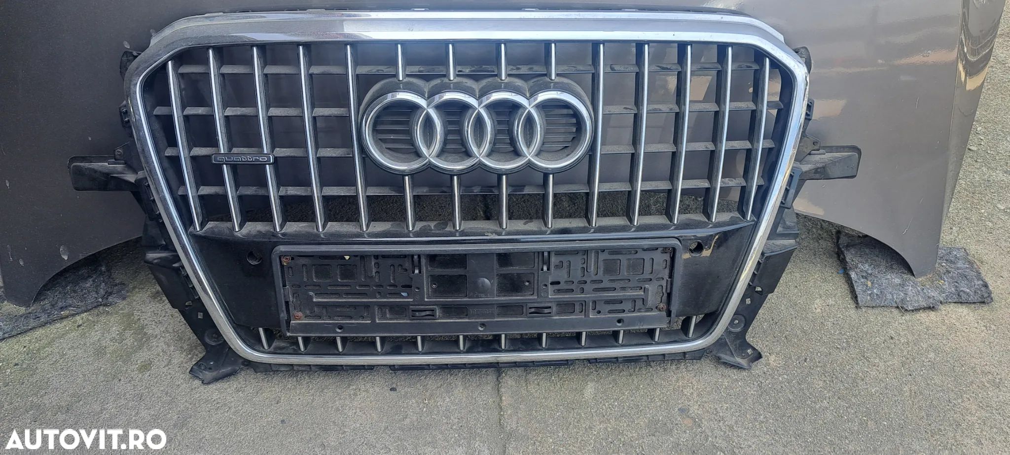 Grila Radiator Audi Q5 8R Facelift S line - 1