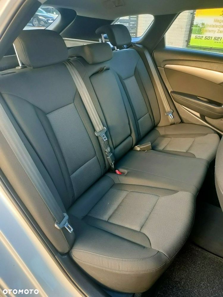 Hyundai i40 - 16