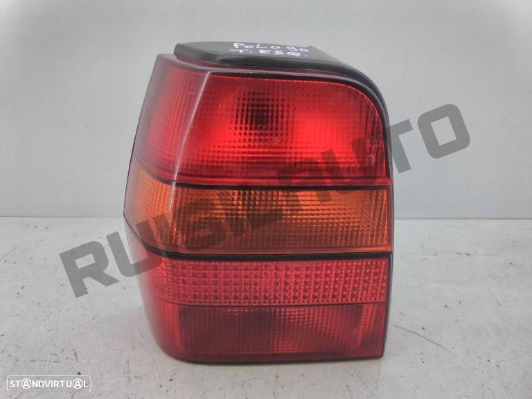 Farolim Trás Painel Esquerdo  Vw Polo Ii (86c) [1981_1994] 1.1 - 1