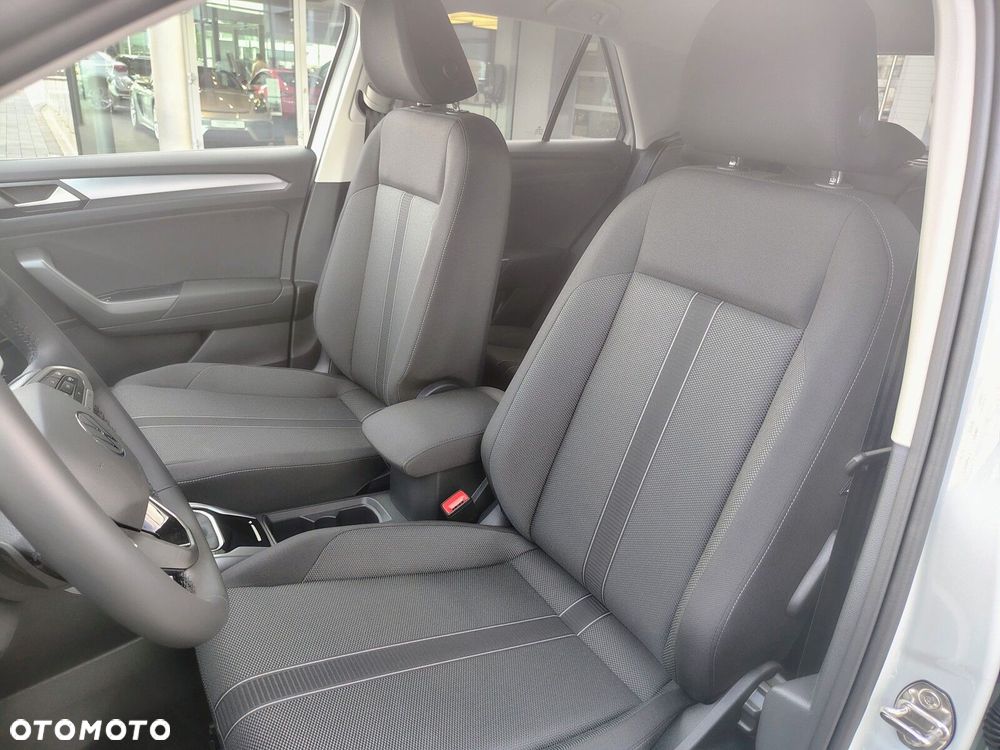 Volkswagen T-Roc - 15