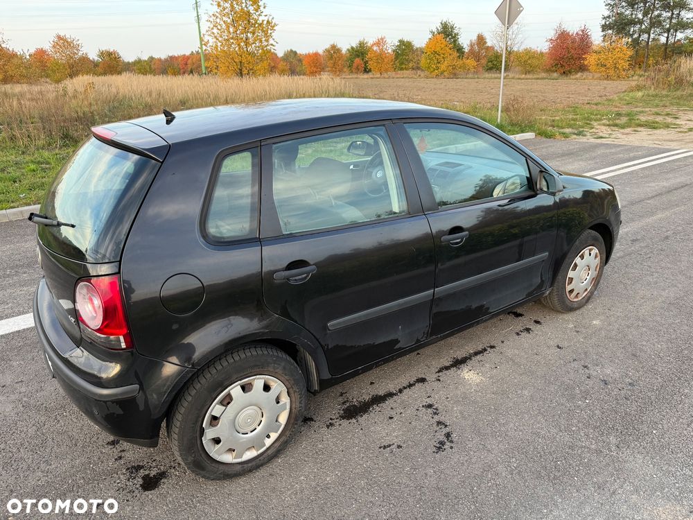 Volkswagen Polo - 8