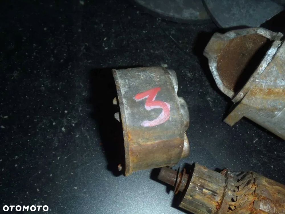 rozrusznik korpus obudowa wirnik śruby fiat 126p maluch - 3