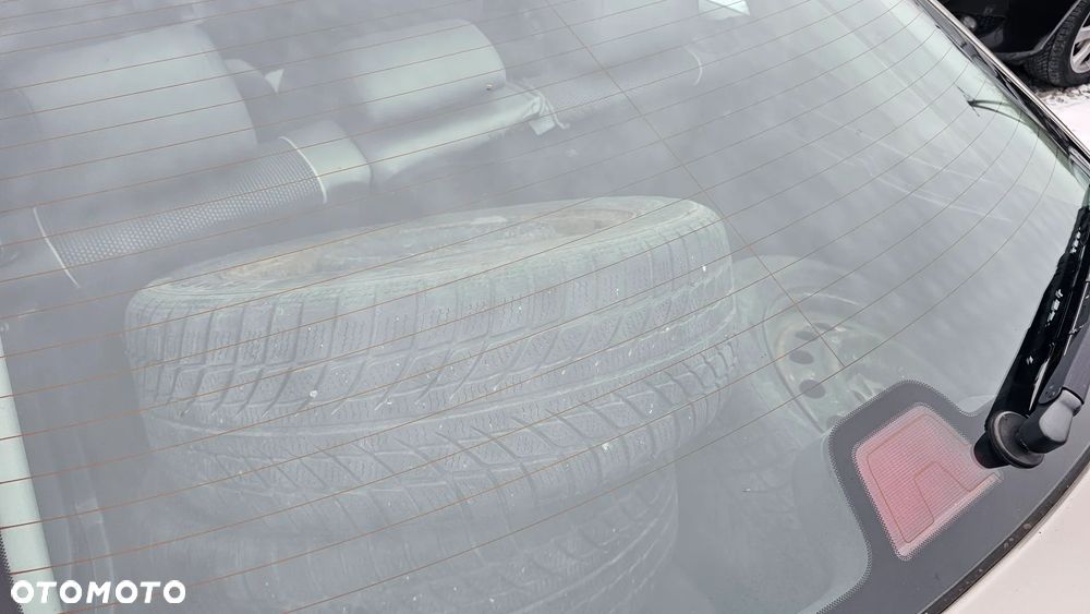 Toyota Avensis 2.0 D-4D 2010 - 17