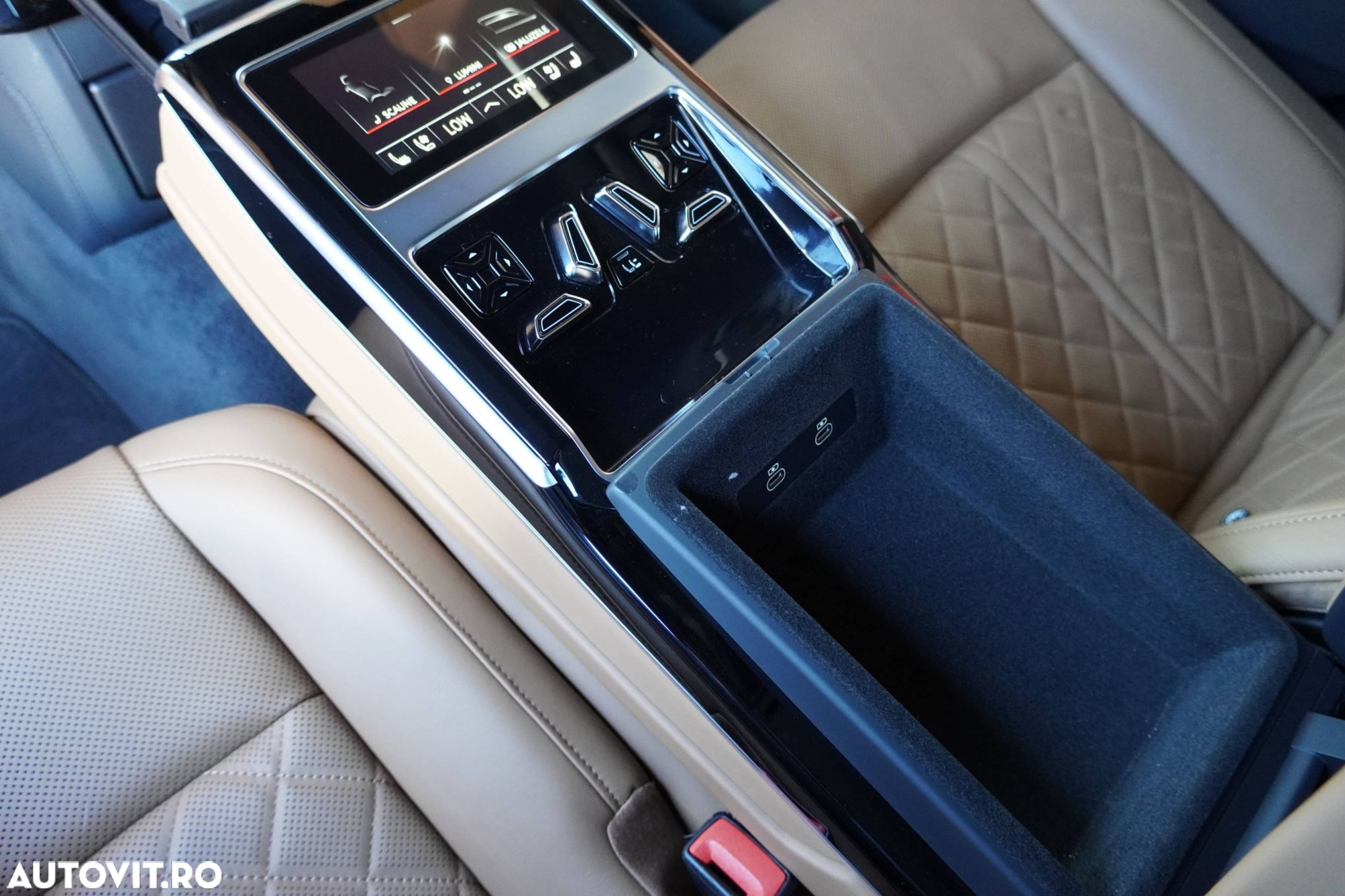 Audi A8 - 15