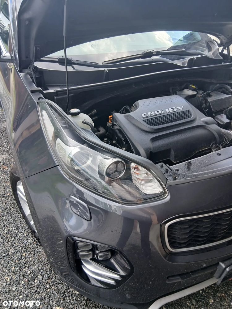Kia Sportage 2,0 CRDI AWD GT Line - 6