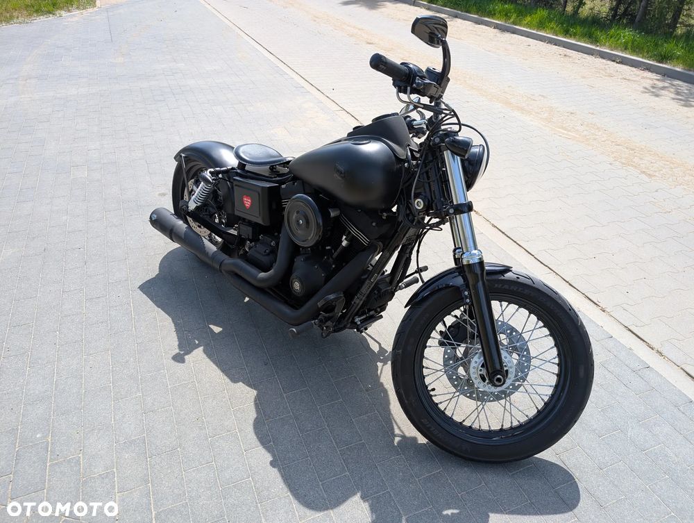 Harley-Davidson Dyna Street Bob - 3