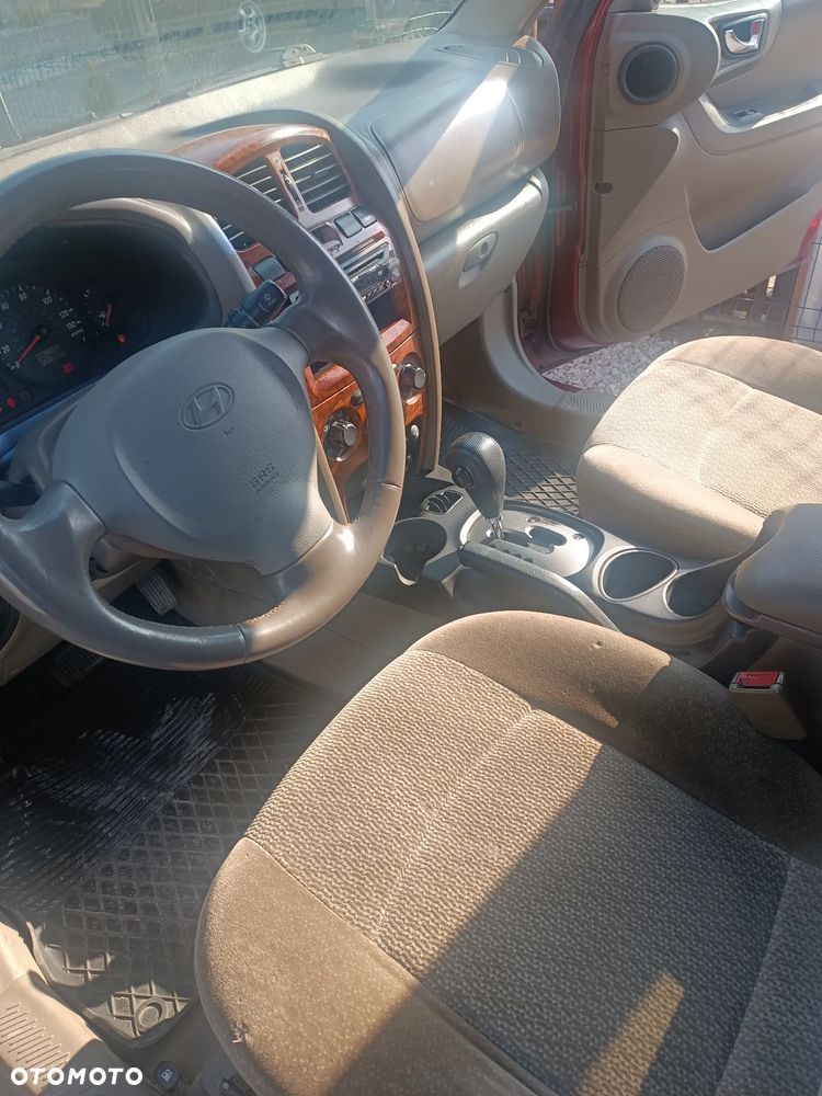 Hyundai Santa Fe - 18
