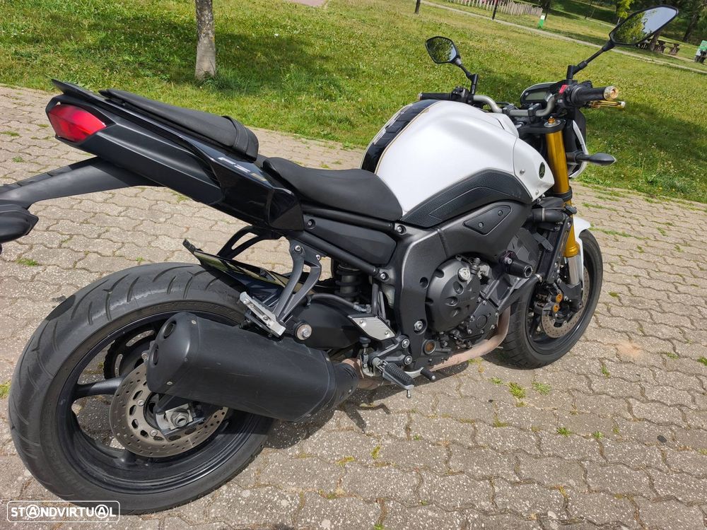 Yamaha FZ 8 - 6