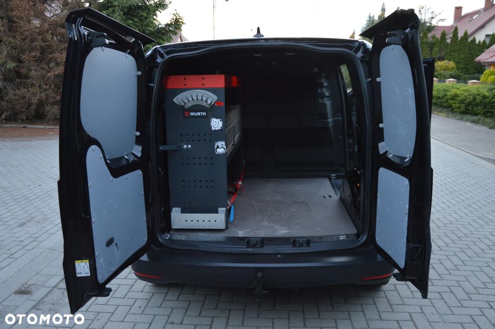 Volkswagen CADDY - 11