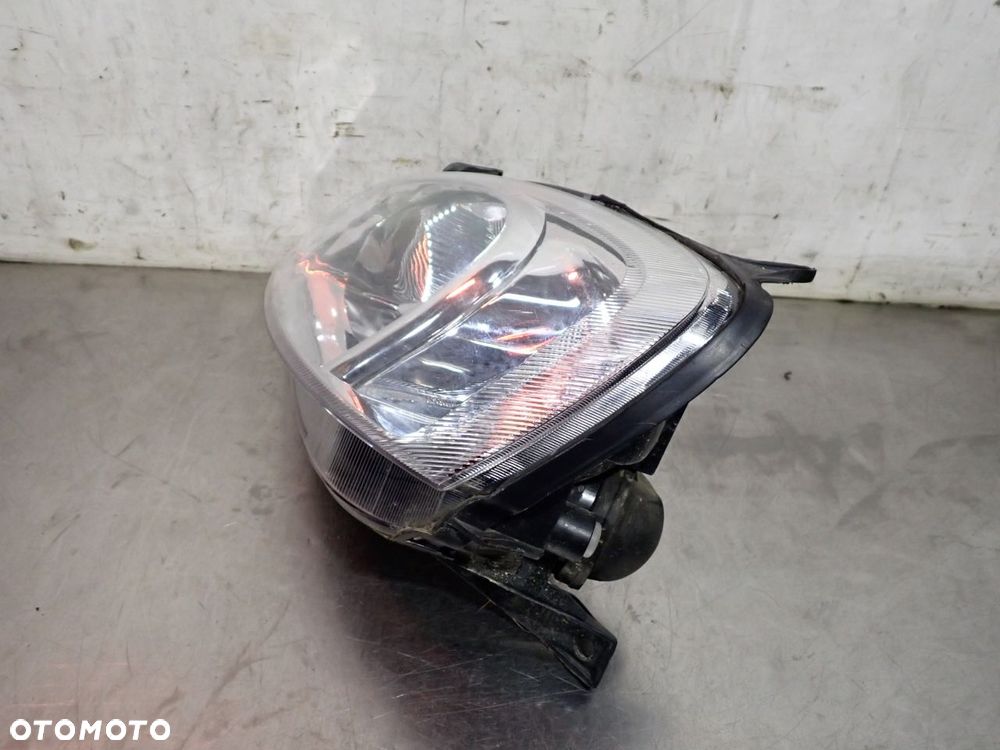 LAMPA LEWA PRZEDNIA OPEL CORSA C - 7