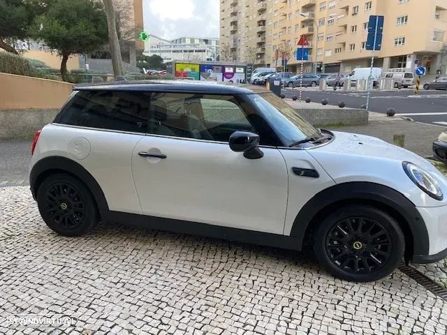 MINI 3 Portas Cooper SE Camden Edition