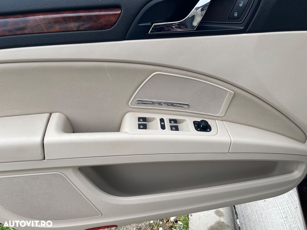 Skoda Superb 2.0 TDI 4X4 Elegance - 12