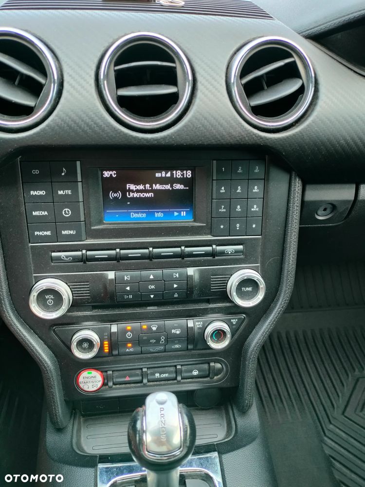 Ford Mustang 3.7 V6 - 15