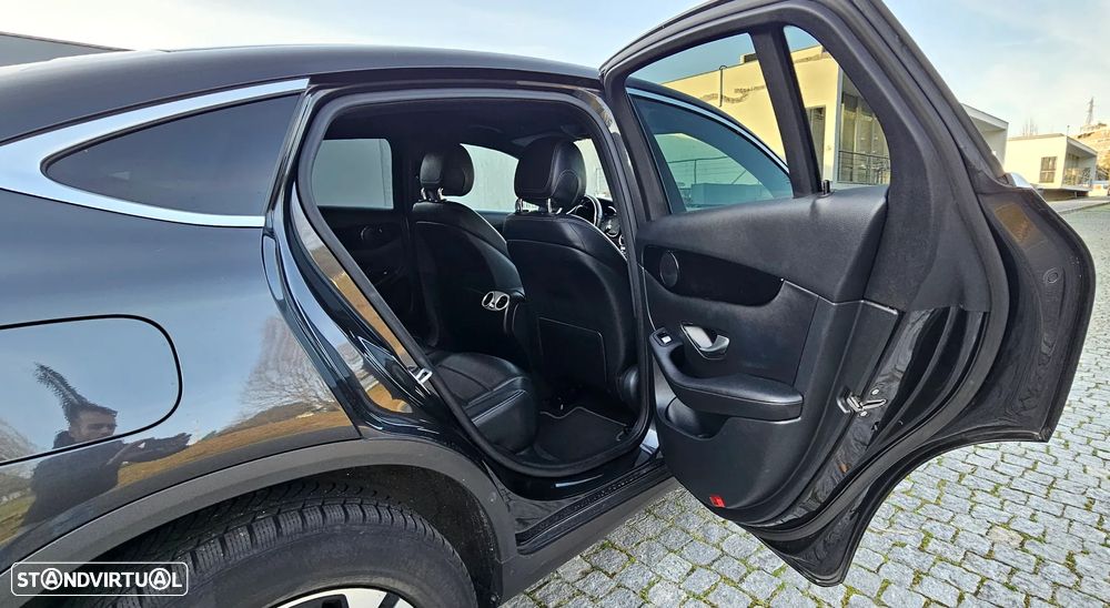 Mercedes-Benz GLC 300 de Coupe 4Matic 9G-TRONIC - 27