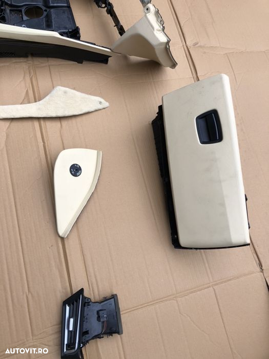 Elemente bord volan pe stanga model individual bmw f01 F02 torpedou - 2