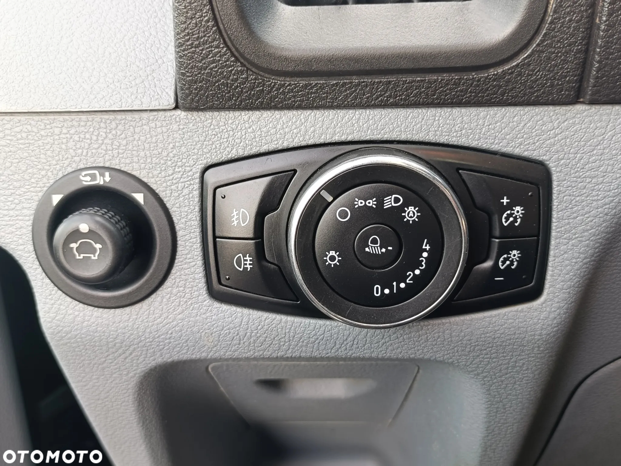 Ford Transit - 19