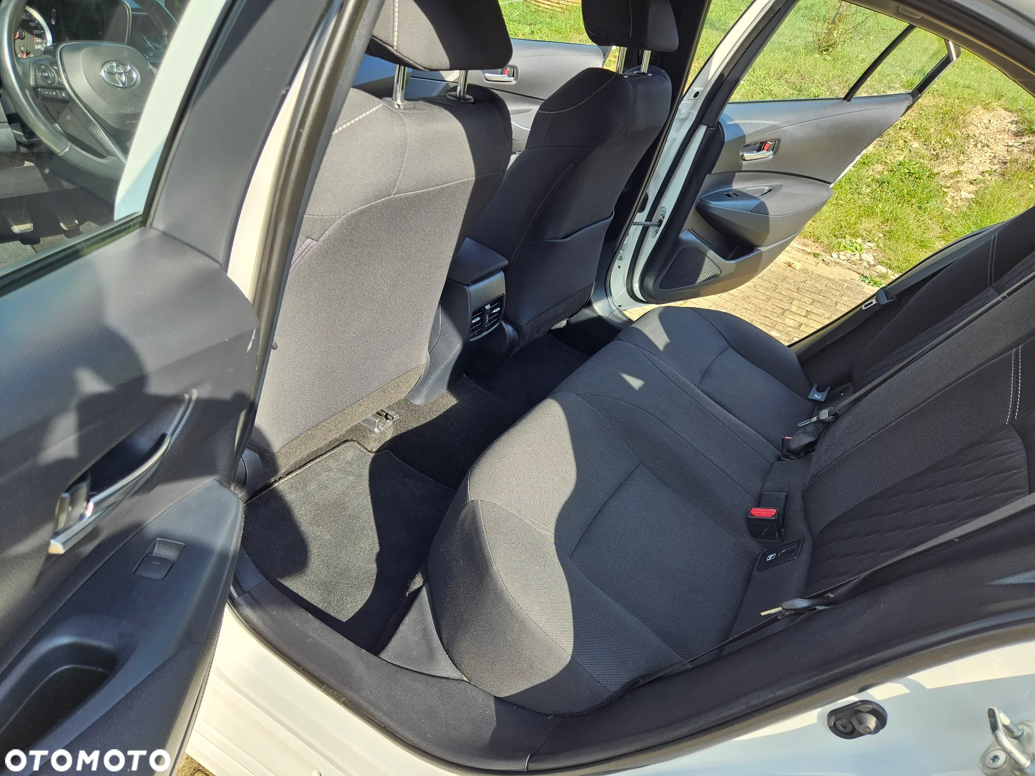 Toyota Corolla 1.6 Comfort - 24