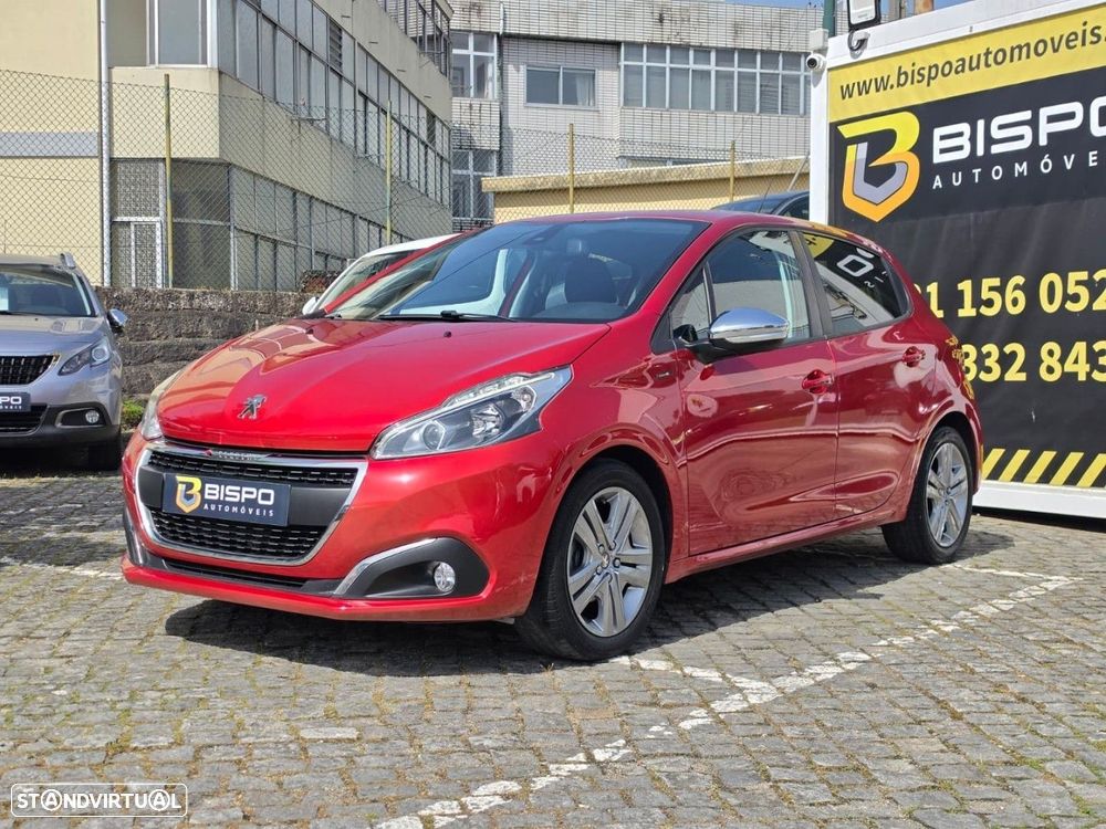 Peugeot 208 1.2 PureTech Signature - 4