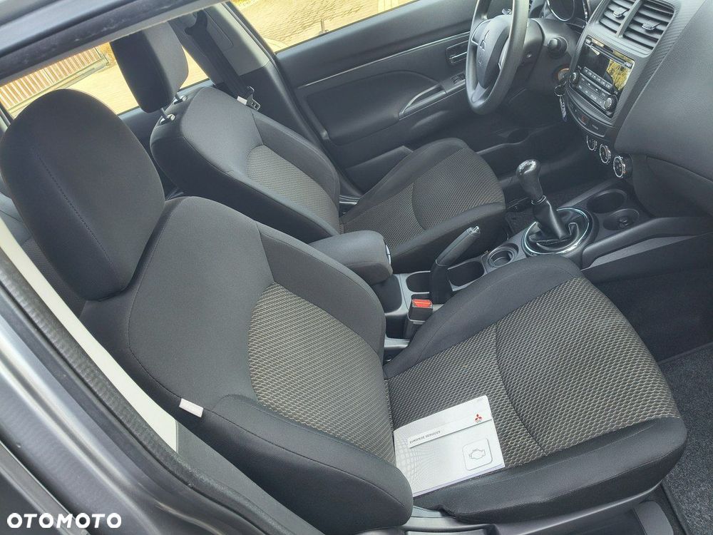Mitsubishi ASX - 13