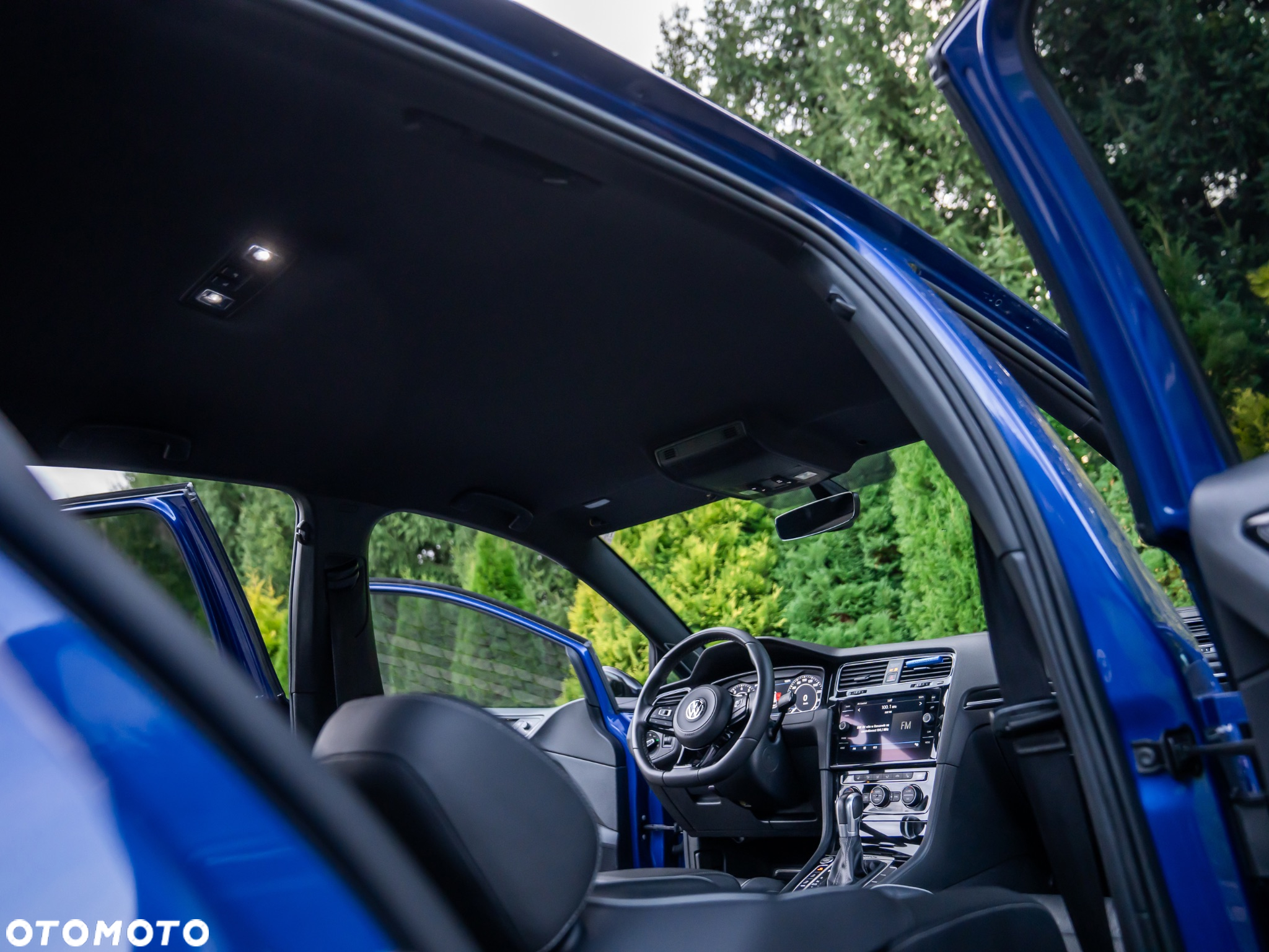 Volkswagen Golf - 28