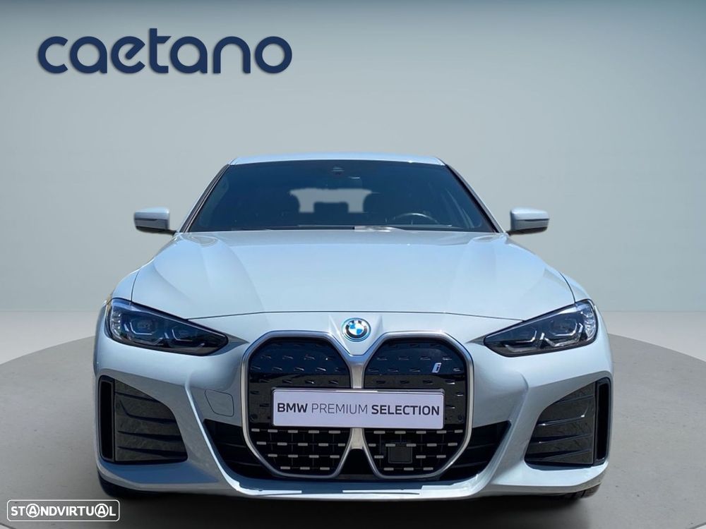 BMW i4 eDrive40 Pack Desportivo M - 23