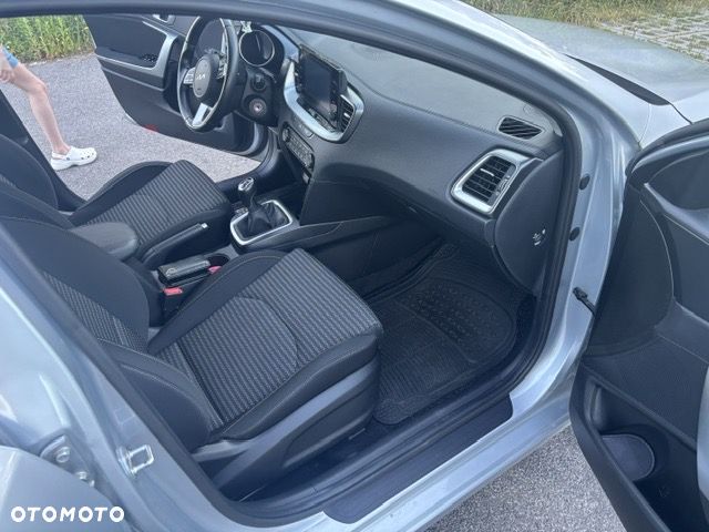 Kia Ceed 1.5 T-GDI L - 18