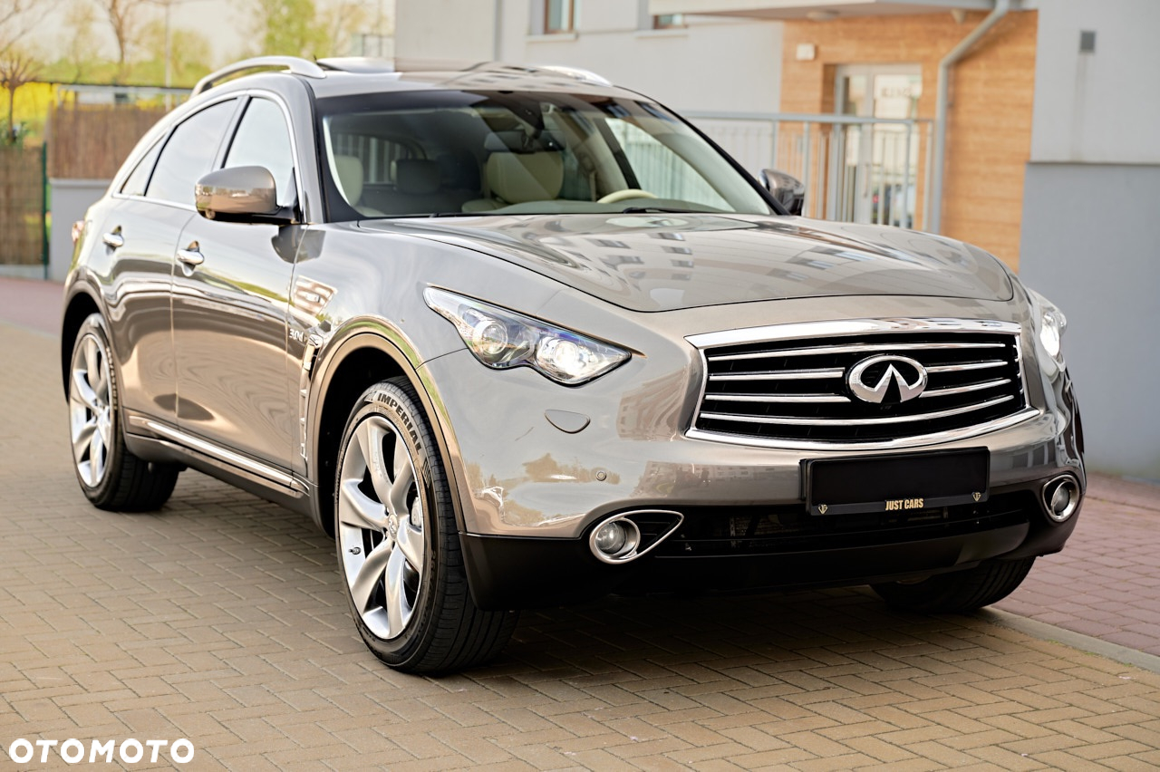 Infiniti QX70 3.0d S - 16