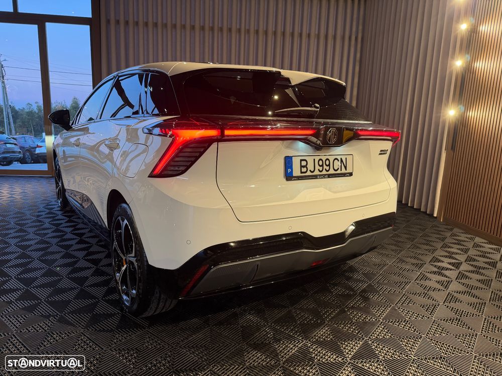 MG MG4 64 kWh XPower Luxury - 4
