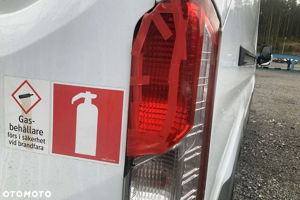 Ford 350 2.0 TDCi FWD - 17