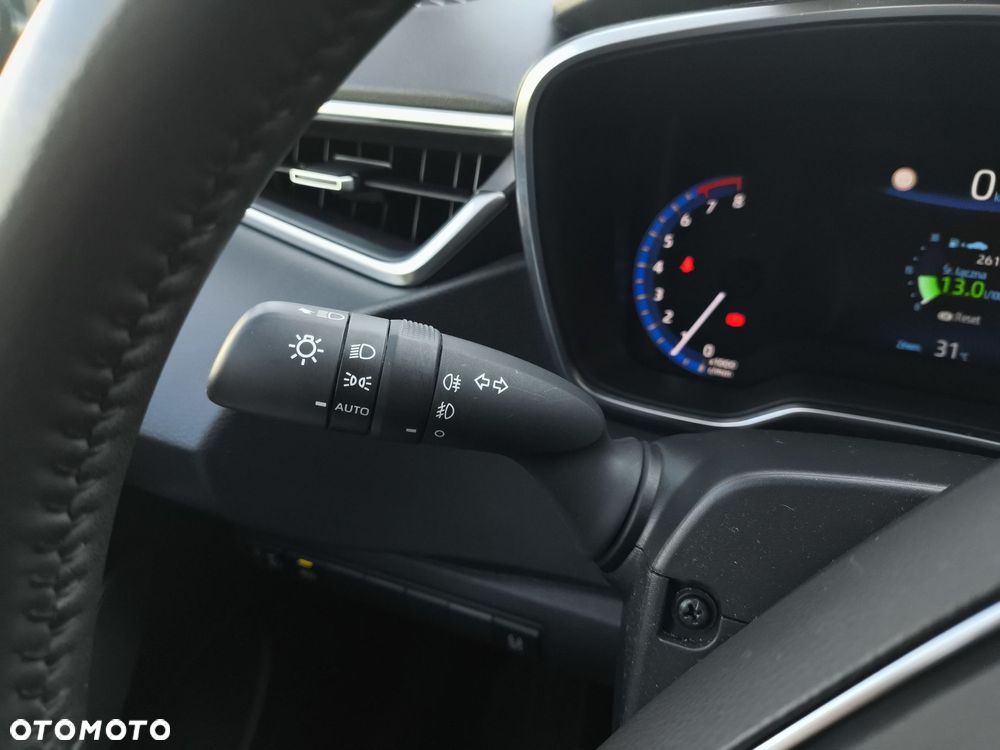 Toyota Corolla - 26