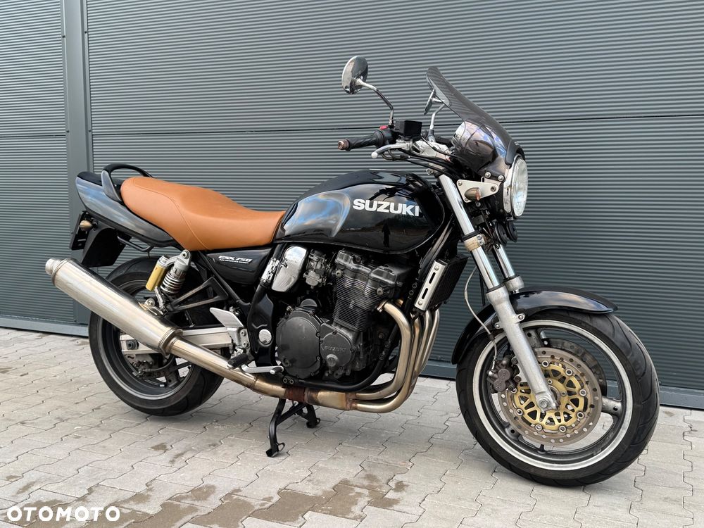Suzuki GSX