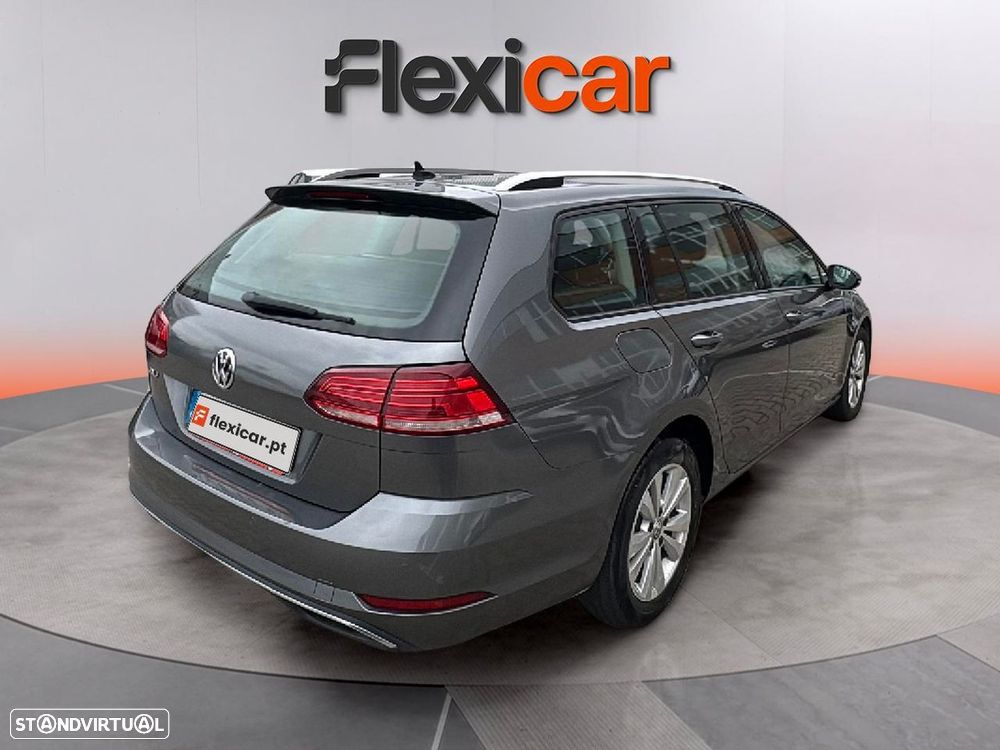 VW Golf Variant 1.6 TDi Confortline DSG - 8