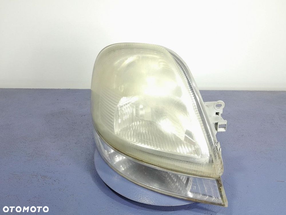 RENAULT MASTER II LIFT REFLEKTOR PRZÓD PRZEDNI PRAWY EU - 1