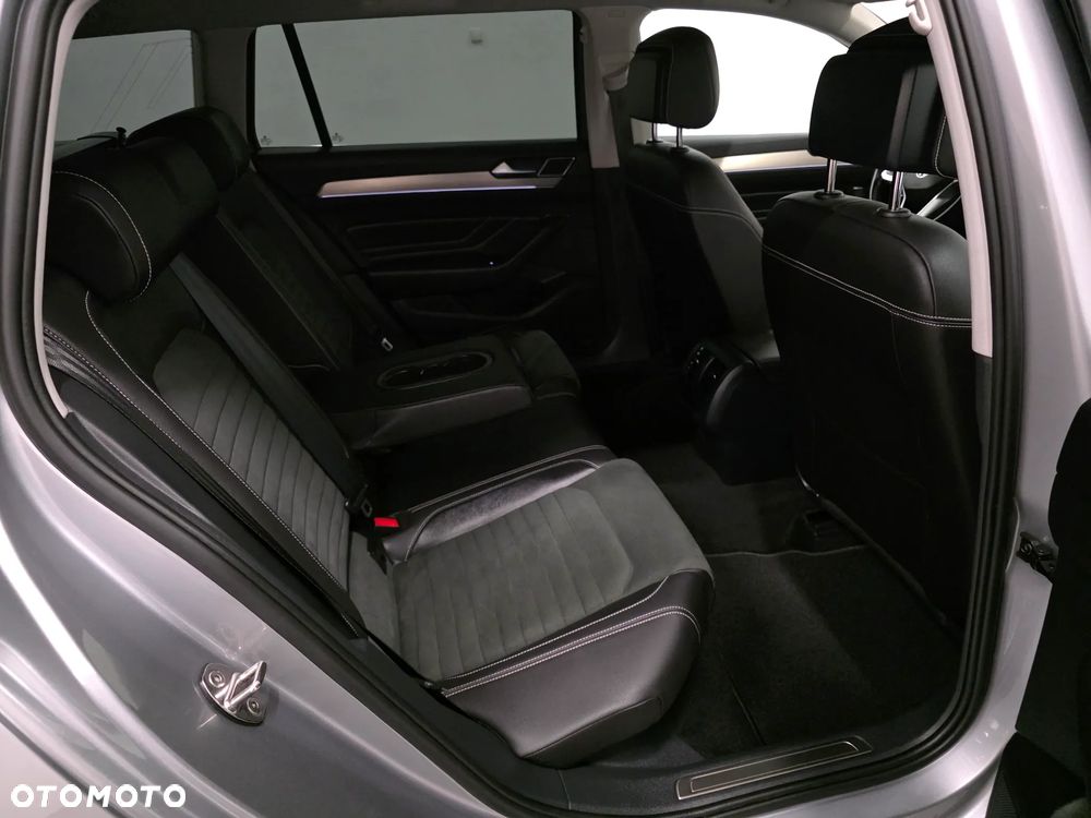 Volkswagen Passat - 18