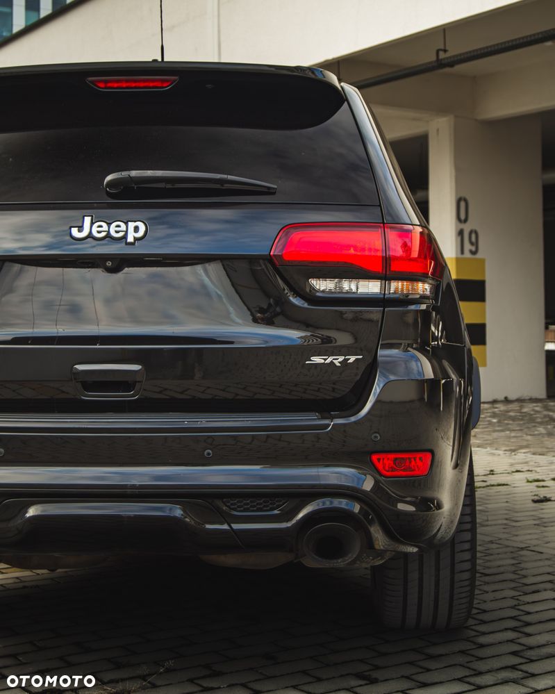 Jeep Grand Cherokee Gr 6.4 V8 SRT8 EU6 - 24