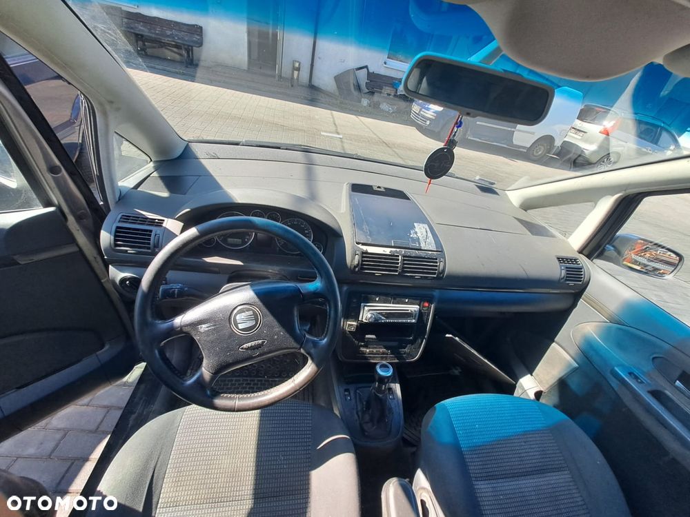 Seat Alhambra I FL (00-10r.) 1.8 B 149KM. Silnik AWC / AJH Skrzynia FUY Lakier LS7U .Cały na części. GWARANCJA !!!  Przód Tył Zestaw Komplet Drzwi Klapa Zderzak Błotnik Maska Grill Atrapa Szyba Pas Lampa Lusterko Boczki Fotel Kanapa Kokpit Deska Rozdzielcza Przełącznik Włącznik Sterownik Przewody Wiązka Instalacja Moduł Komputer Czujnik Listwa Pompa Alternator Wtryski Głowica Rozrusznik Kompresor Sprzęgło Dwumas Silnik Skrzynia ABS Klimatyzacji Paliwa Wspomagania Kolektor Turbina Przepustnica Zawór Chłodnica Koło Hak Belka Sanki Zawieszenie Mcpherson Półoś Amortyzator Wydech Tłumik Zacisk Most - 6
