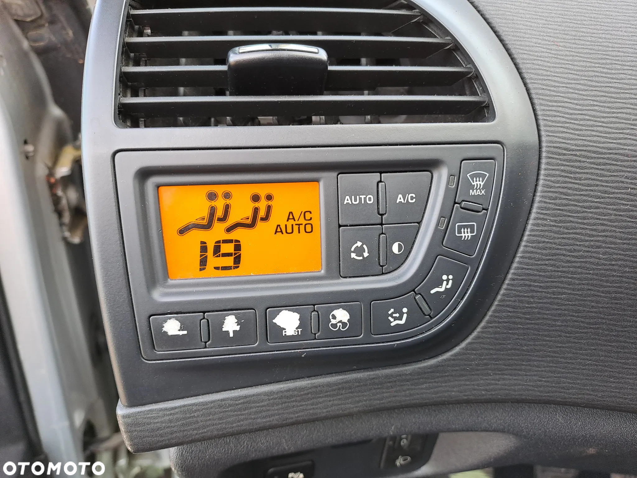 Citroën C4 Grand Picasso 2.0 HDi Exclusive - 13