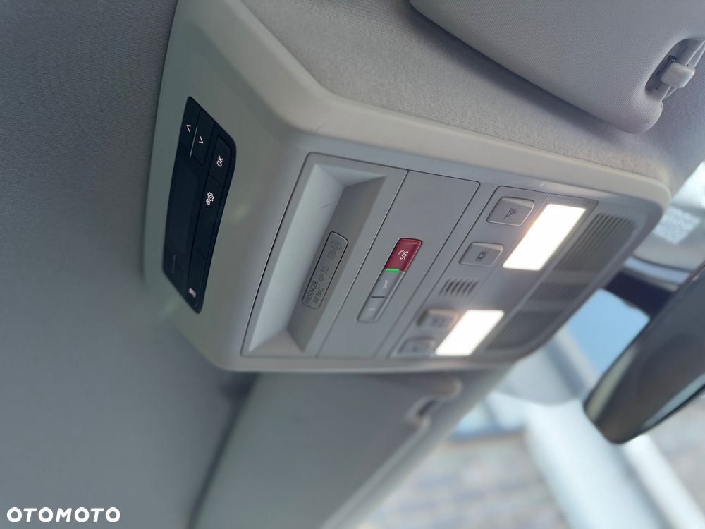 Volkswagen Transporter - 35