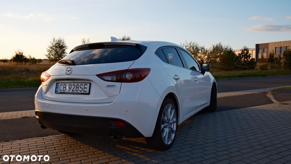 Mazda 3 - 9