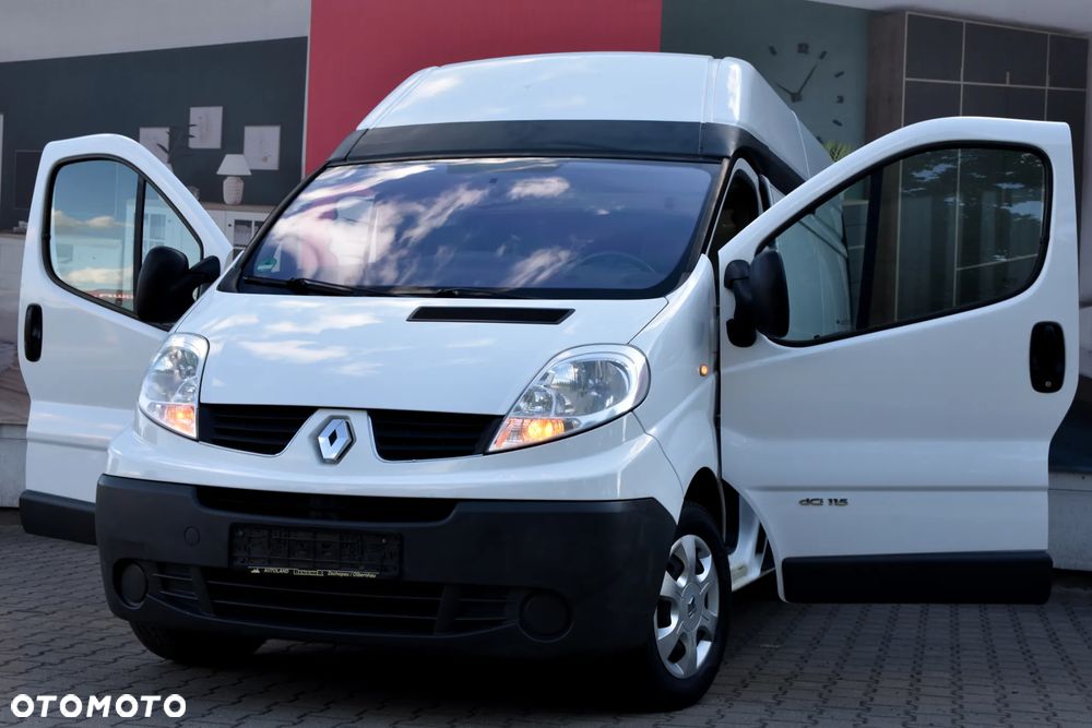 Renault Trafic - 12