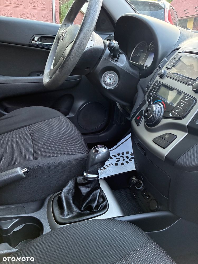 Hyundai I30 2011 photo 4