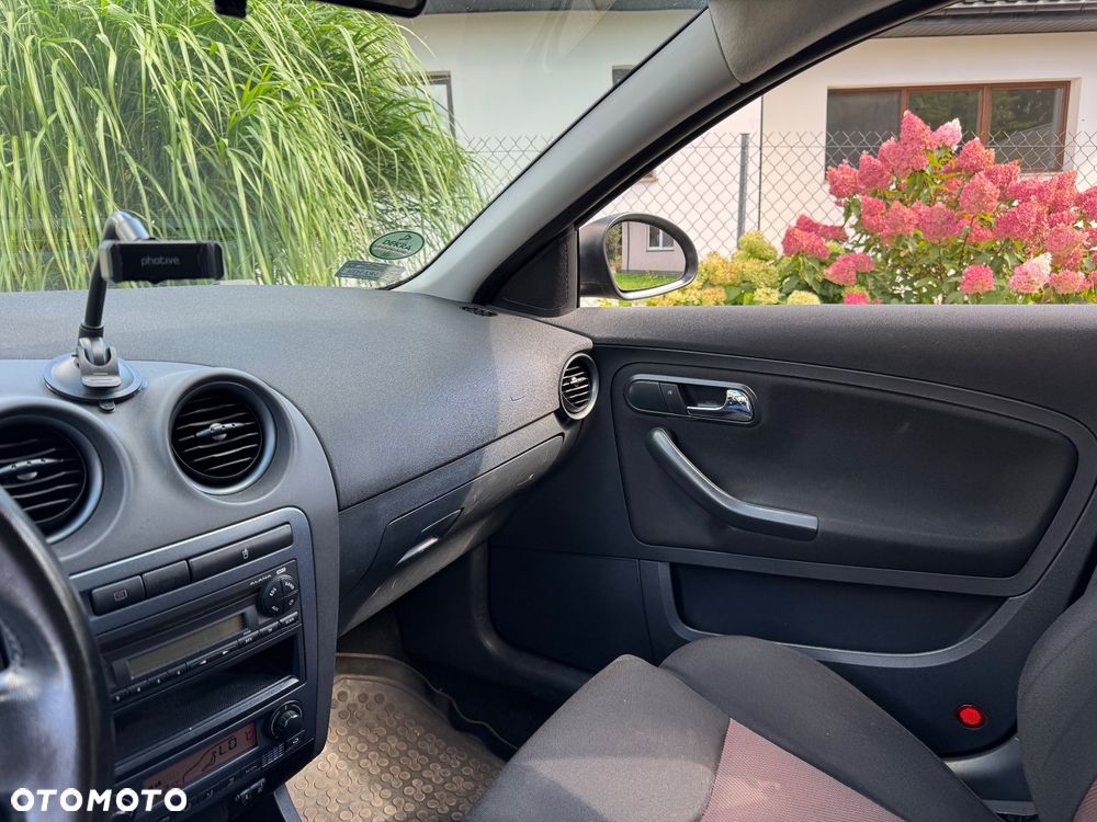 Seat Ibiza 1.6 16V Sport - 9
